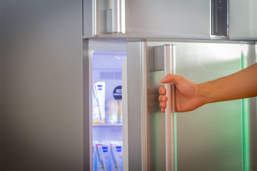Por que el refrigerador consume mucha energía eléctrica
